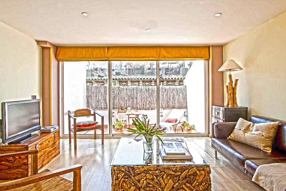 AinB Las Ramblas Colón Apartments